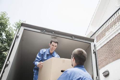Questions to ask before booking house removals in Brent
